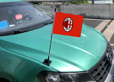 Milan Serie A Bandiera sul cofano dell'auto